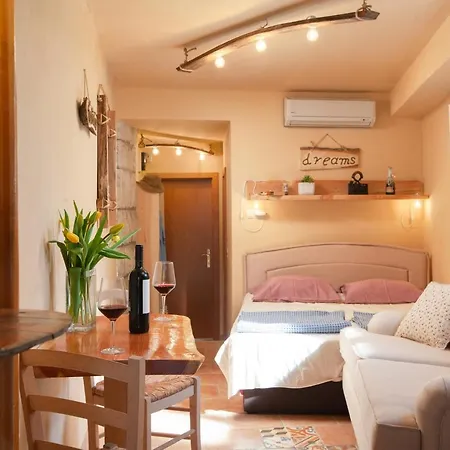 With Wifi - 6842 Appartamento Makarska